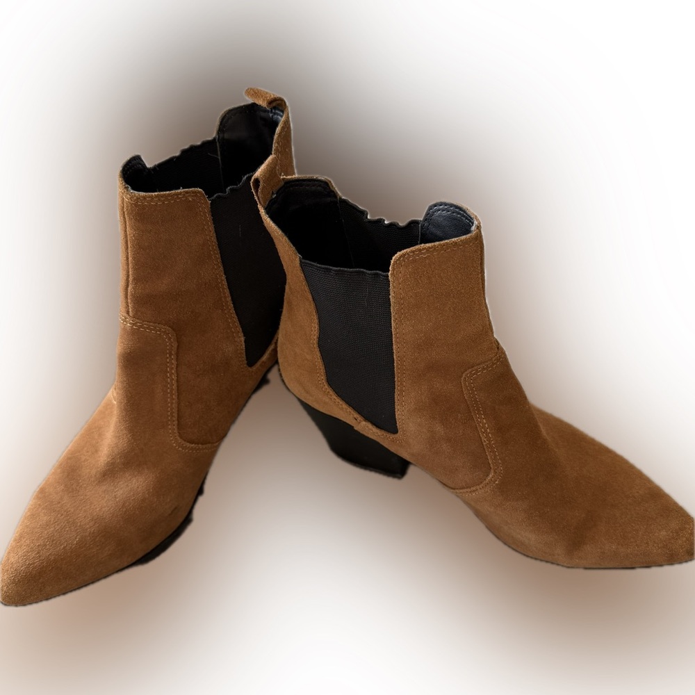 Steve Madden Patricia Brown Suede Chelsea Ankle Boots Block Heel Size 9